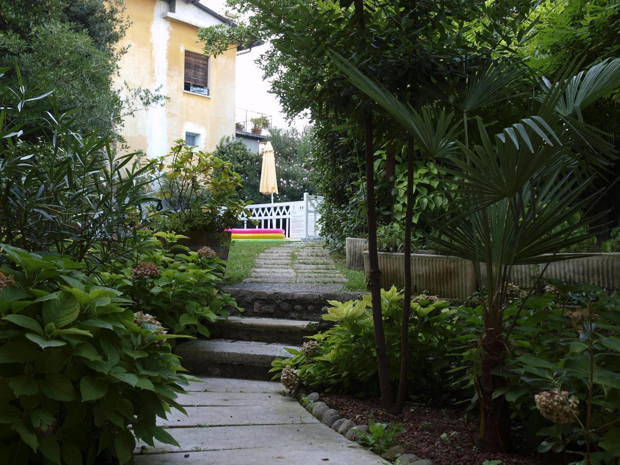 Hotel San Filis San Felice del Benaco Bagian luar foto